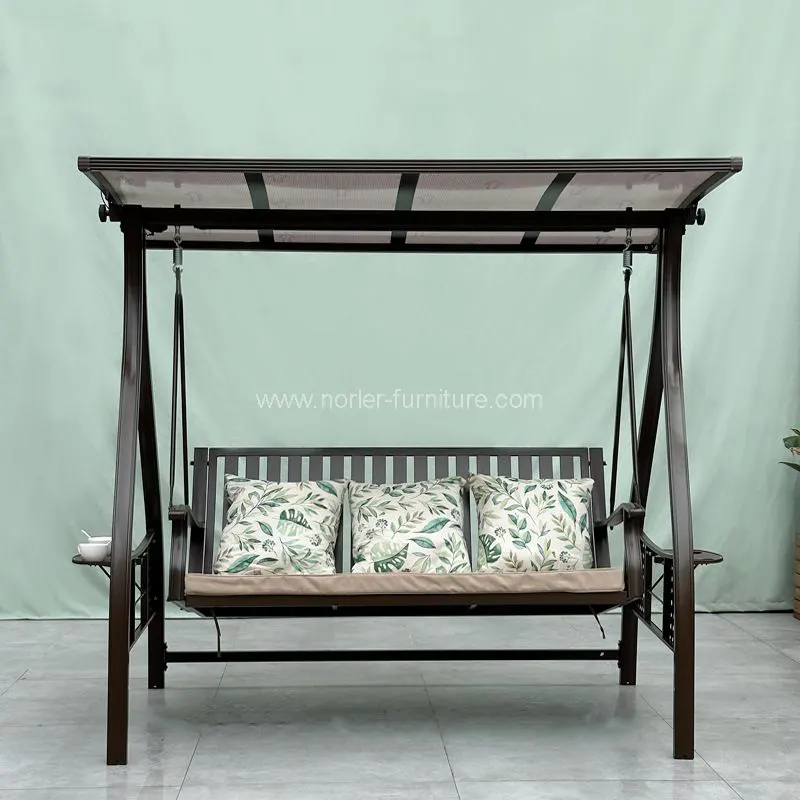 Perkara yang Menjadikan Kerusi Gantung Luaran Pilihan Sempurna untuk Bersantai di Luar