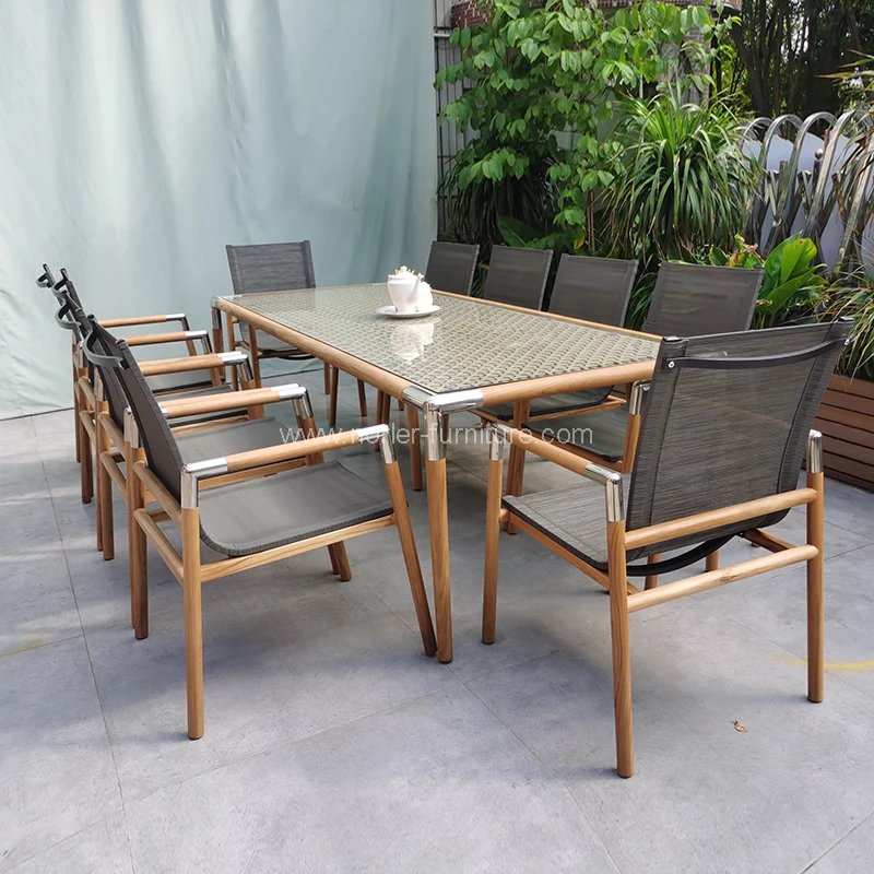 Set makan malam textilene aluminium moden