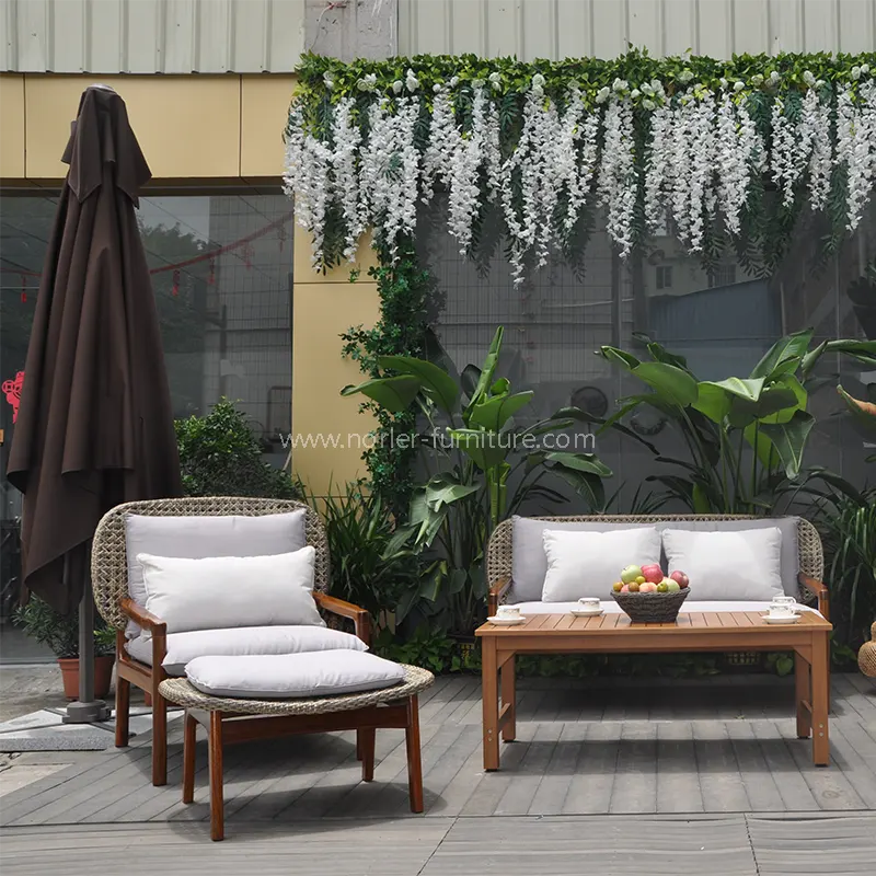 Set sofa kayu jati tahan cuaca di luar